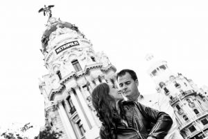 fotos-pareja-madrid-granvia